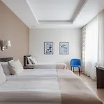 מלון דירות Loft 3*