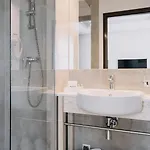 Loft מלון דירות גדינייה